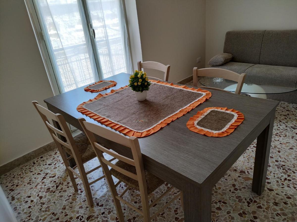 Aspra Al Delfino Blu Apartment Bagheria Bagian luar foto